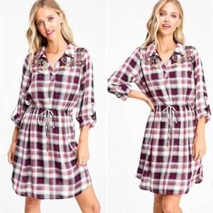 New Skies‎ Are Blue Red Plaid Embroidered Floral Shirt Dress Small